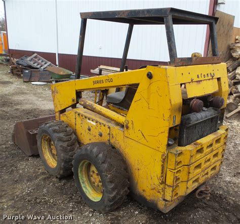 mustang skid steer loader specifications|1700 mustang skid loader specifications.